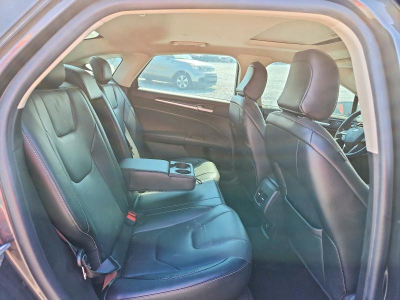 Foto 10 de la subasta – 2020 FORD FUSION con VIN 3FA6P0RU4LR262545