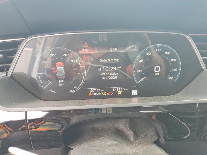 Photo 9 from auction – 2019 AUDI E-TRON with VIN WA1VAAGE1KB025002