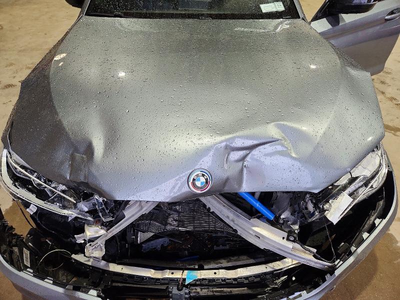 Снимка 11 от търг – 2019 BMW M550XI с VIN WBAJB9C55KB289360