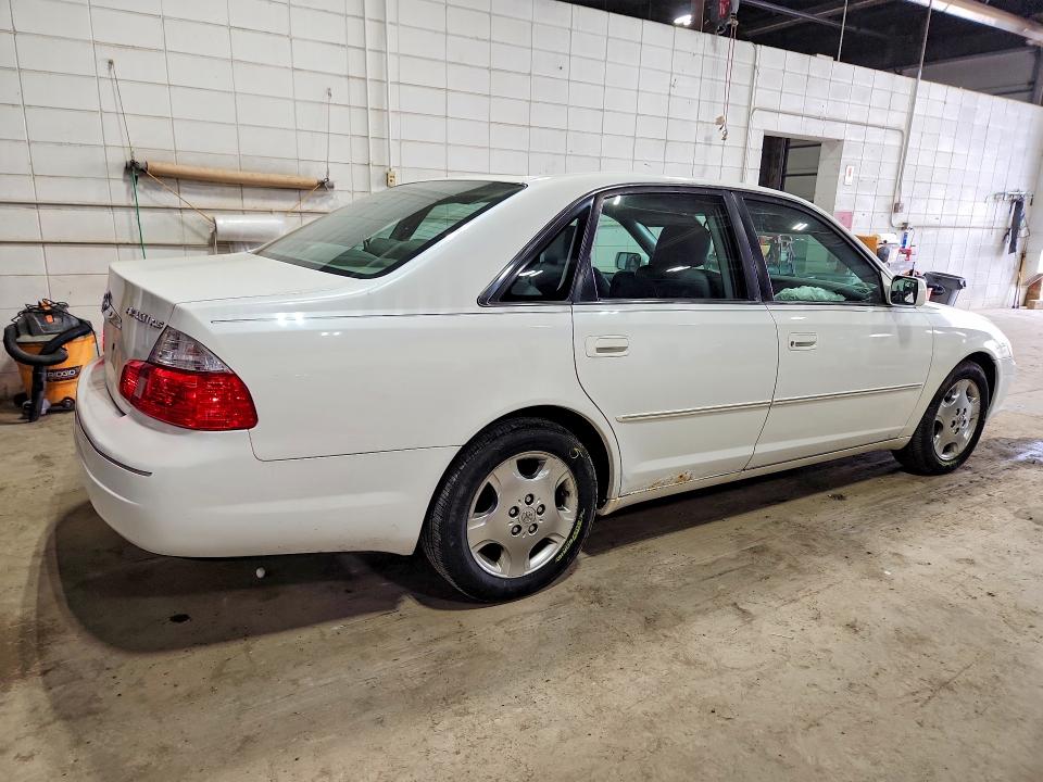 Снимка 3 от търг – 2004 TOYOTA AVALON с VIN 4T1BF28B04U375194