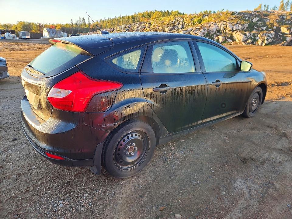 Снимка 3 от търг – 2013 FORD FOCUS с VIN 1FADP3K2XDL322314