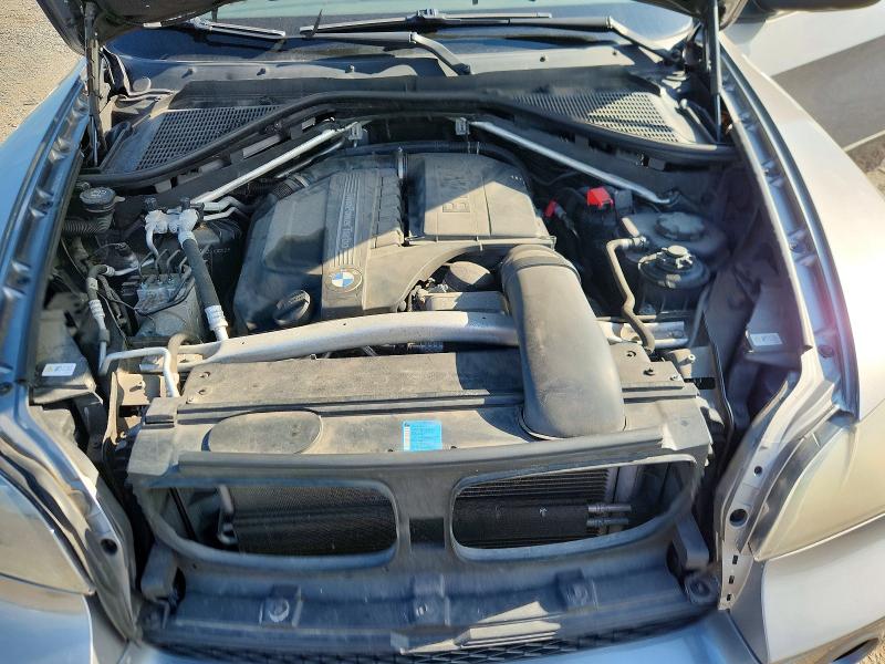 Photo 12 from auction – 2011 BMW X5 with VIN 5UXZV4C58BL402436