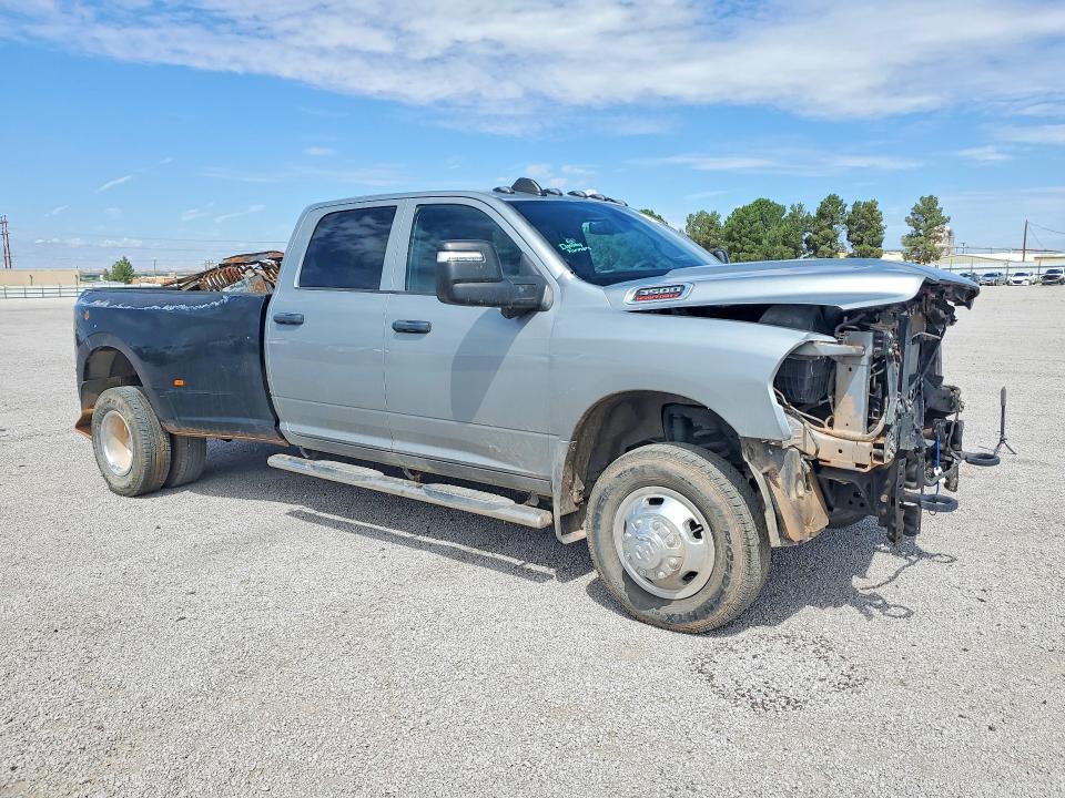 Photo 4 from auction – 2024 RAM 3500 with VIN 3C63RRGJ1RG128978