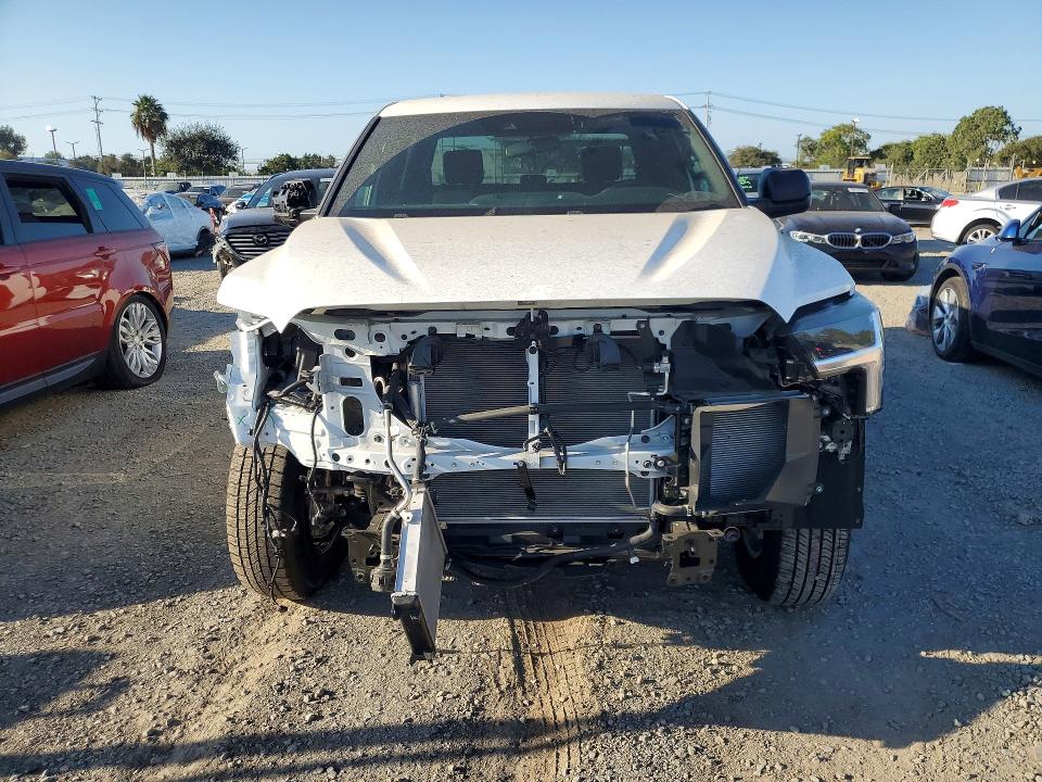 Снимка 5 от търг – 2026 TOYOTA TUNDRA с VIN 5TFLA5BC0TX003958