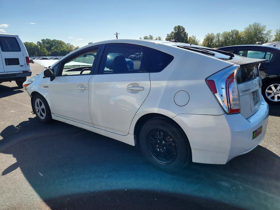 Photo 2 from auction – 2012 TOYOTA PRIUS with VIN JTDKN3DU6C1553873