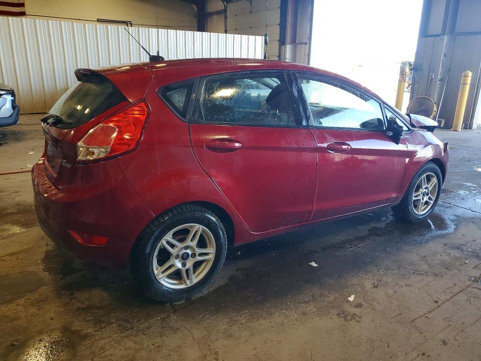 Снимка 3 от търг – 2017 FORD FIESTA с VIN 3FADP4EJ0HM117680
