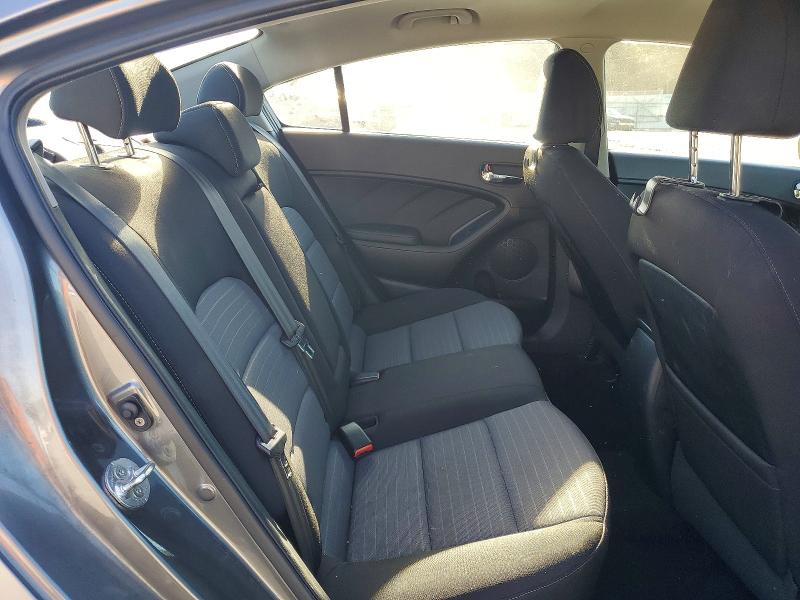 Photo 10 from auction – 2015 KIA FORTE with VIN KNAFX4A87F5363941
