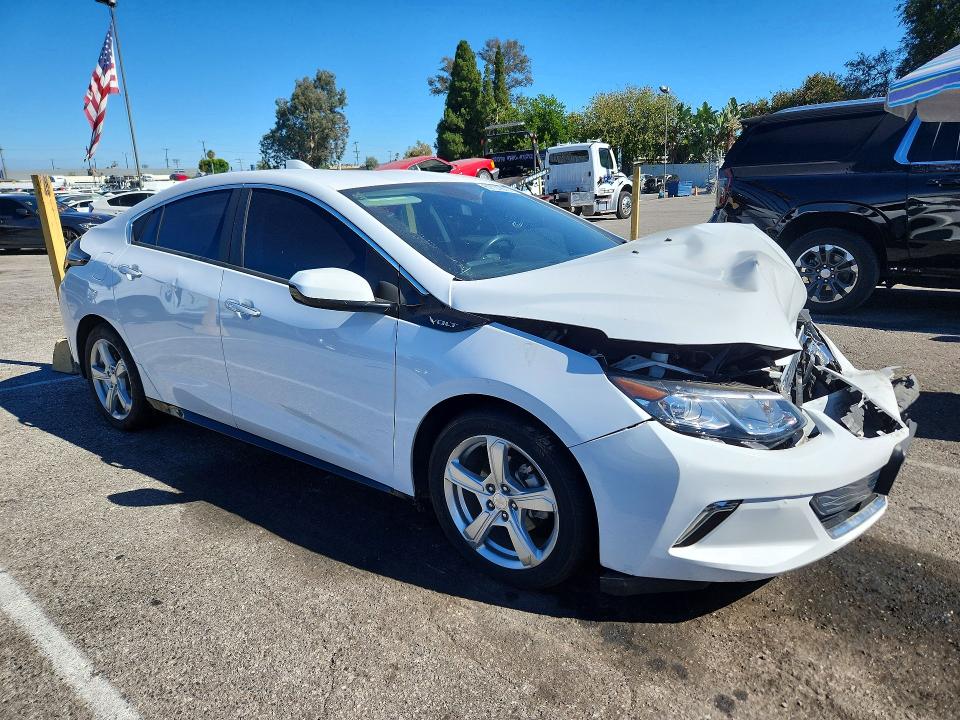 Photo 4 from auction – 2017 CHEVROLET VOLT with VIN 1G1RC6S58HU119907