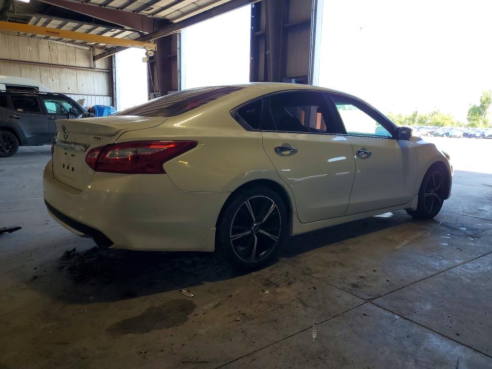 Photo 3 from auction – 2016 NISSAN ALTIMA with VIN 1N4AL3AP0GC269607
