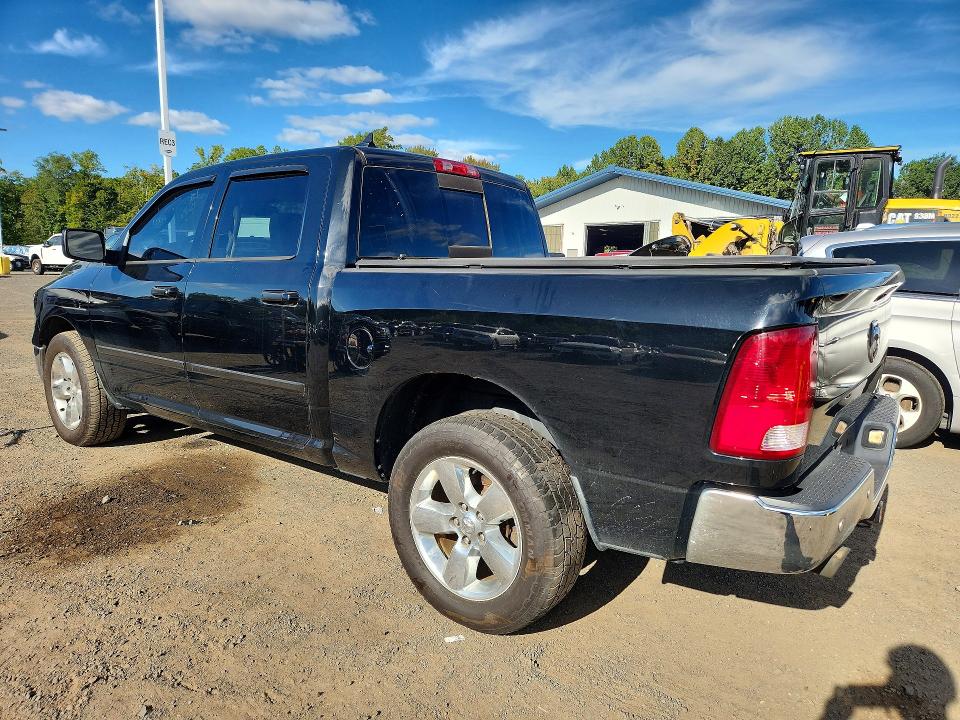 Снимка 2 от търг – 2015 RAM 1500 с VIN 1C6RR7LMXFS574954