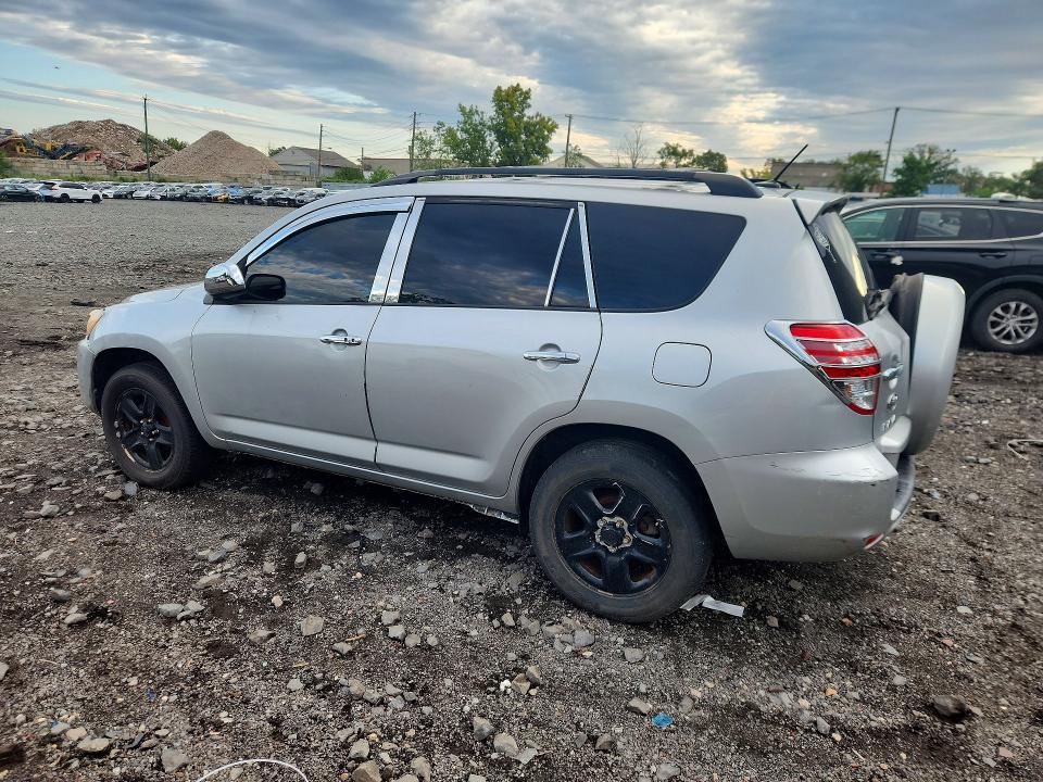 Photo 2 from auction – 2011 TOYOTA RAV4 with VIN 2T3BF4DV8BW104514
