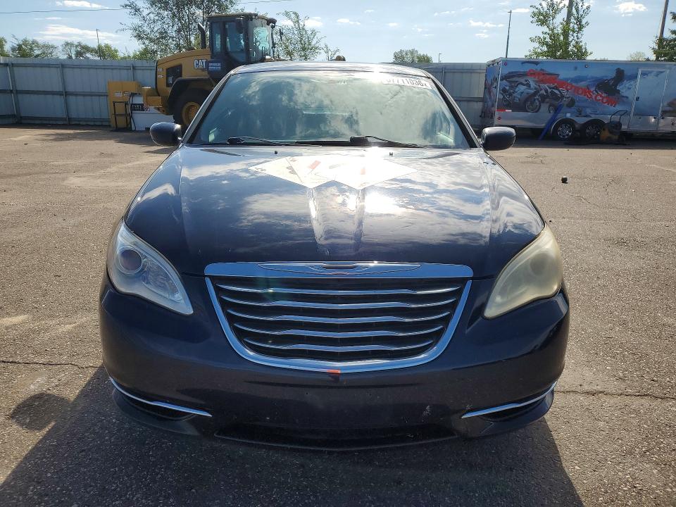 Zdjęcie 5 z aukcji – 2014 CHRYSLER 200 z VIN 1C3CCBBB7EN107785