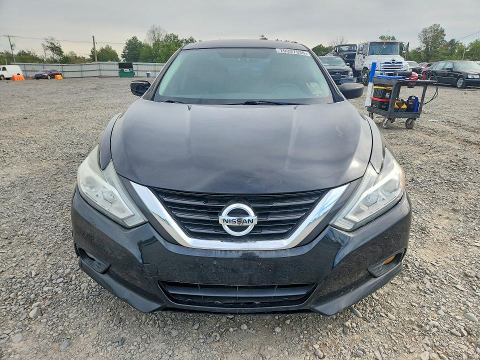 Zdjęcie 5 z aukcji – 2017 NISSAN ALTIMA z VIN 1N4AL3AP3HC203540
