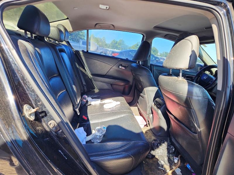 Снимка 10 от търг – 2016 HONDA ACCORD с VIN 1HGCR2F82GA002818