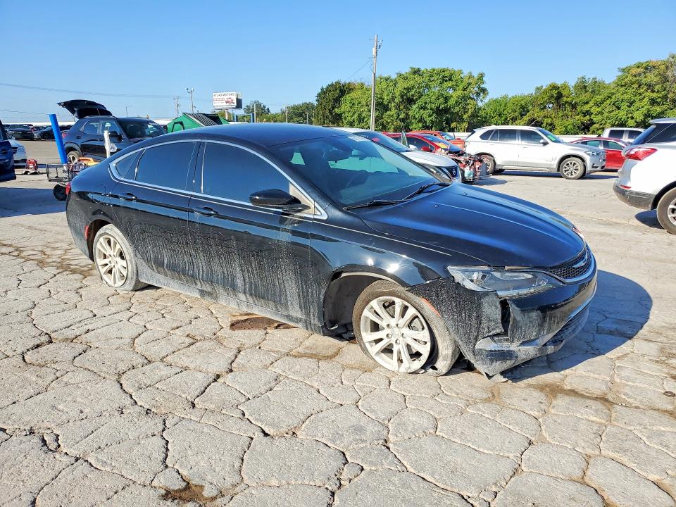Photo 4 from auction – 2016 CHRYSLER 200 with VIN 1C3CCCAB6GN169236