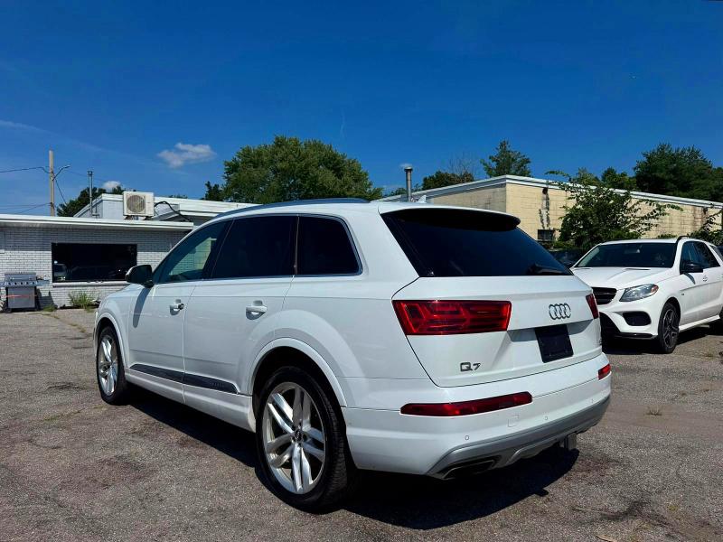 Photo 3 from auction – 2018 AUDI Q7 with VIN WA1VAAF76JD013370