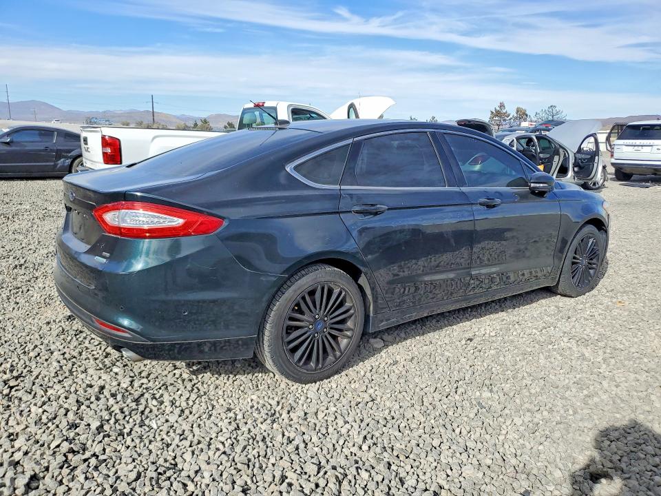 Photo 3 from auction – 2014 FORD FUSION with VIN 3FA6P0HD0ER164715