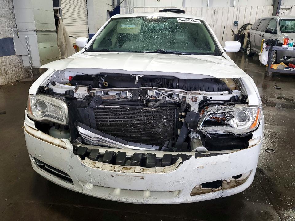 Photo 5 from auction – 2014 CHRYSLER 300 with VIN 2C3CCARG5EH283223