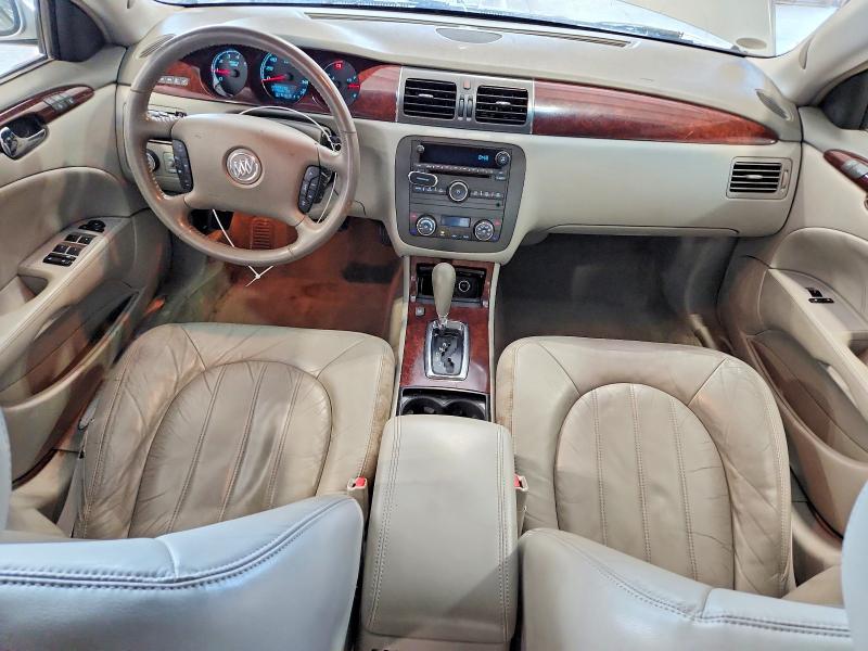 Снимка 8 от търг – 2010 BUICK LUCERNE с VIN 1G4HC5EM7AU123254
