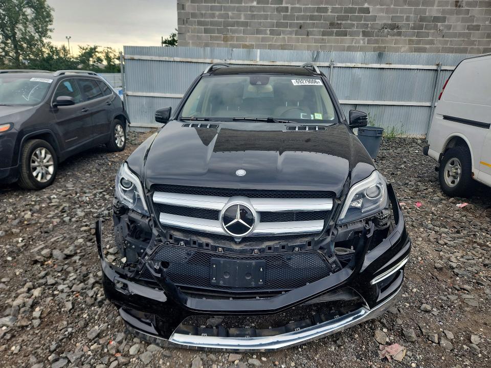 Photo 5 from auction – 2016 MERCEDES-BENZ GL with VIN 4JGDF7DE8GA657188