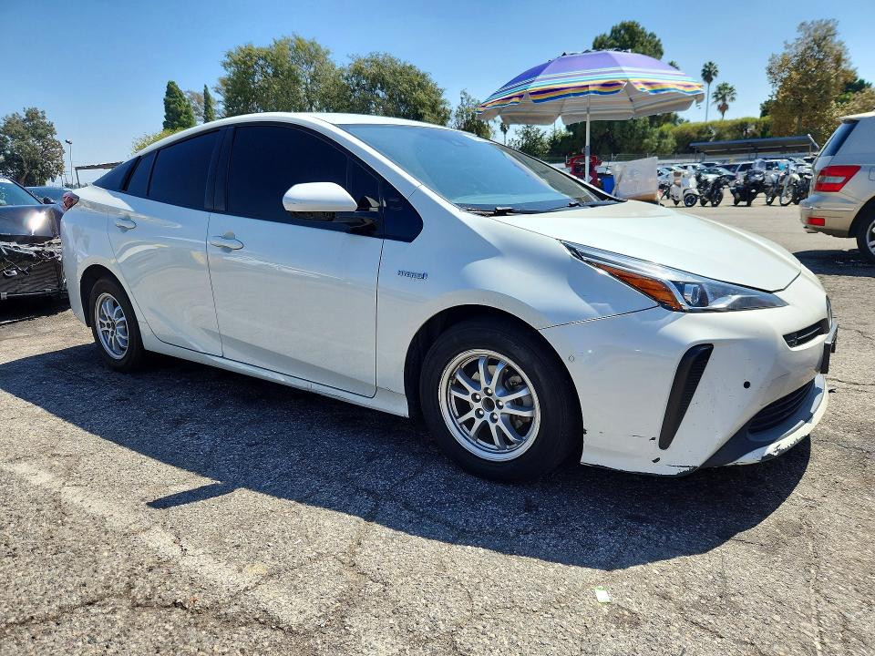 Photo 4 from auction – 2019 TOYOTA PRIUS with VIN JTDKARFU4K3101290
