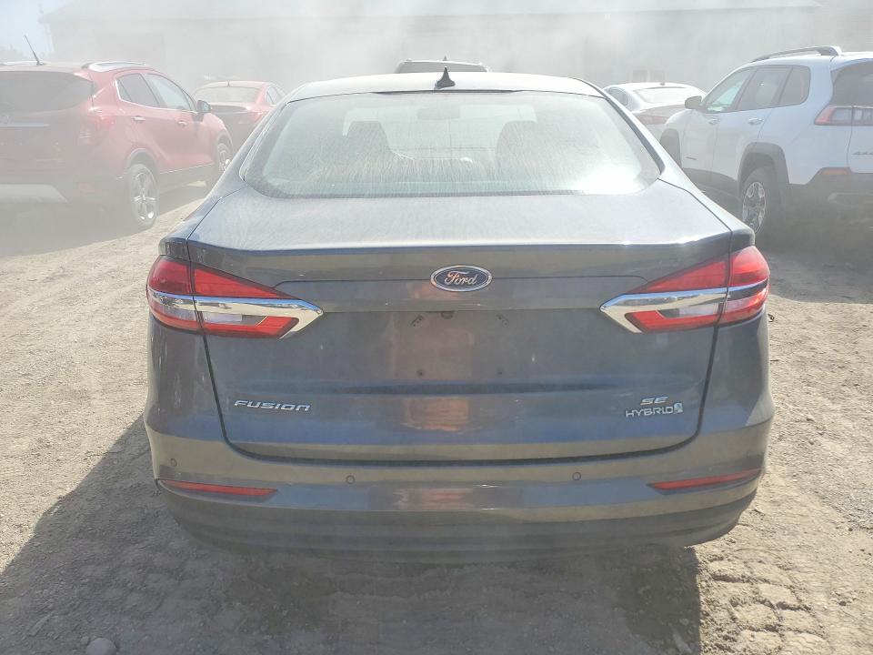 Photo 6 from auction – 2019 FORD FUSION with VIN 3FA6P0LU8KR119170