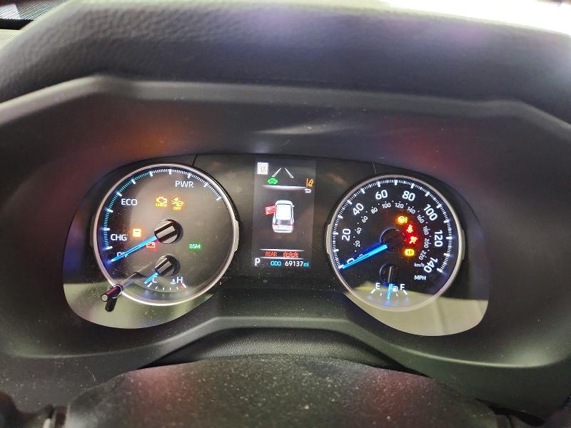 Photo 9 from auction – 2020 TOYOTA RAV4 with VIN JTMMWRFV4LD046967