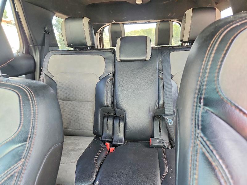 Photo 10 from auction – 2017 FORD EXPLORER with VIN 1FM5K8D89HGB68250