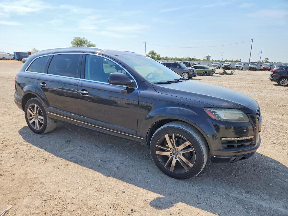 Foto 4 de la subasta – 2013 AUDI Q7 con VIN WA1VMAFE7DD008818