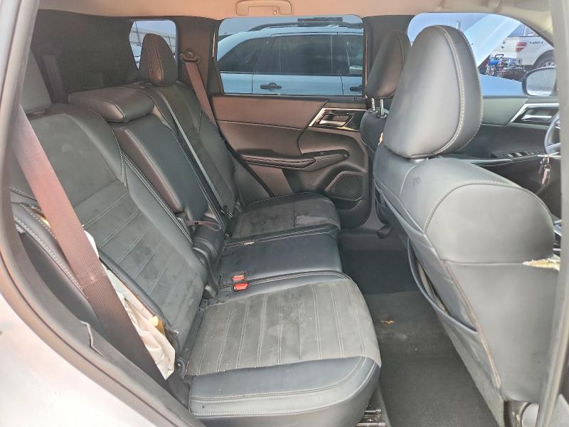 Photo 11 from auction – 2024 MITSUBISHI OUTLANDER with VIN JA4J4VA87RZ053971