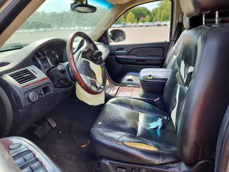 Снимка 7 от търг – 2007 CADILLAC ESCALADE с VIN 1GYEC638X7R343299