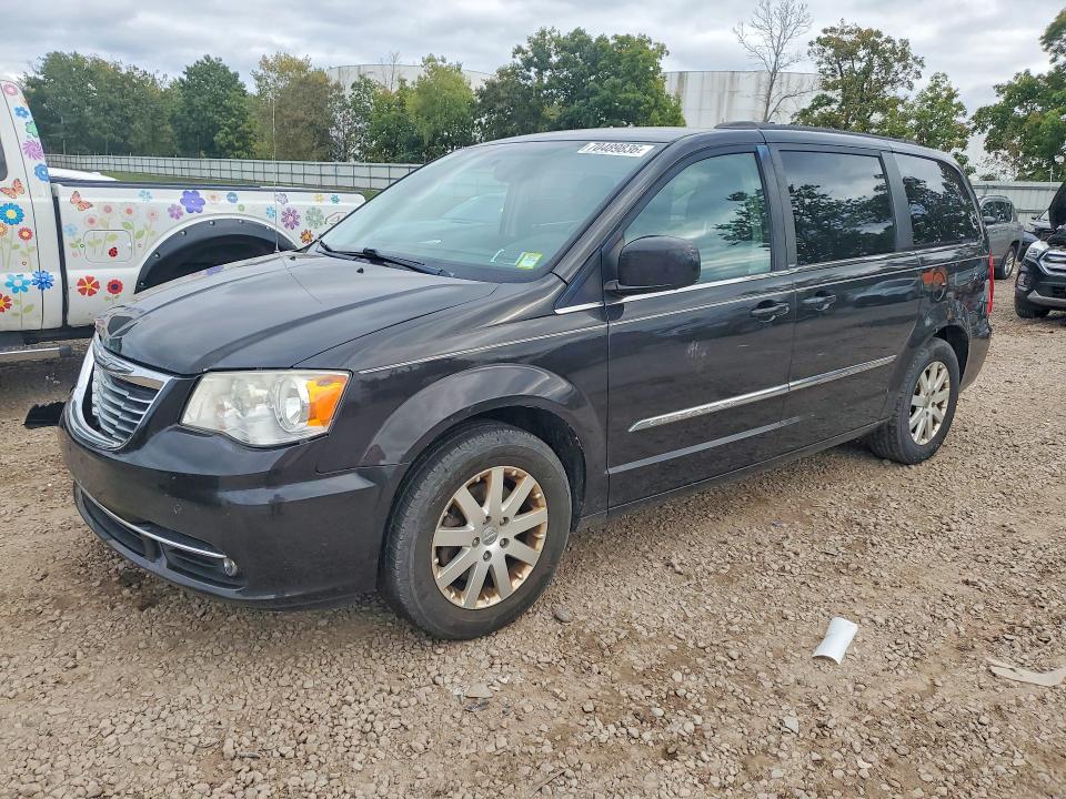 2014 CHRYSLER TOWN & COUNTRY - Търг №70489836
