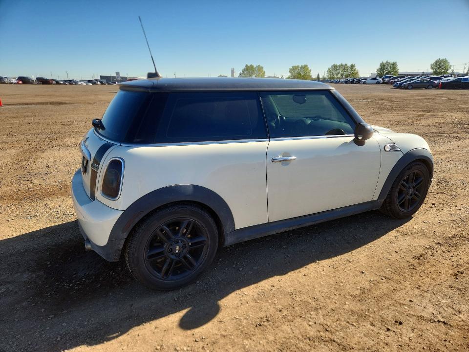 Photo 3 from auction – 2012 MINI COOPER with VIN WMWSU3C58CT541304