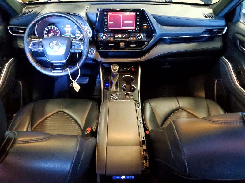 Photo 8 from auction – 2021 TOYOTA HIGHLANDER with VIN 5TDLZRBHXMS119025