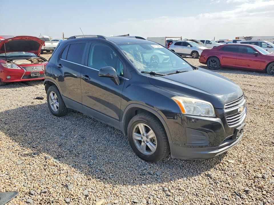 Photo 4 from auction – 2015 CHEVROLET TRAX with VIN 3GNCJRSB3FL239624
