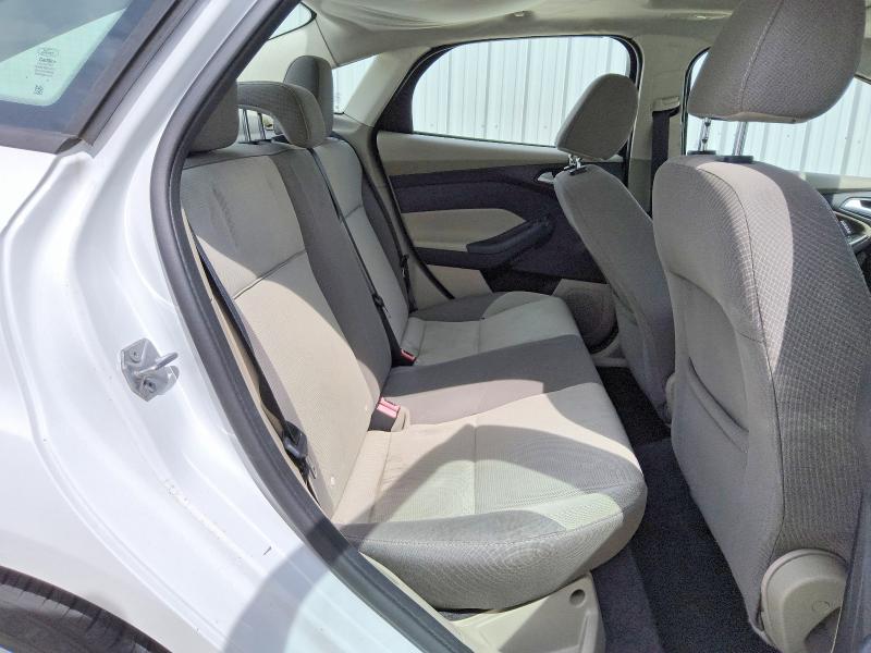Photo 10 from auction – 2014 FORD FOCUS with VIN 1FADP3F22EL345890