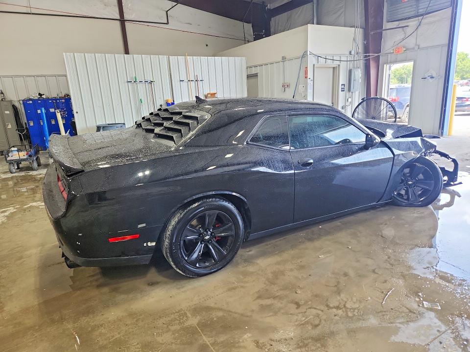 Photo 3 from auction – 2015 DODGE CHALLENGER with VIN 2C3CDZBG5FH724324