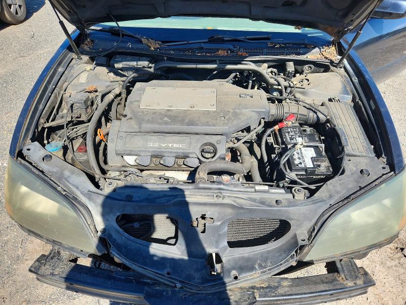 Photo 11 from auction – 2003 ACURA 3.2CL with VIN 19UYA42443A006598
