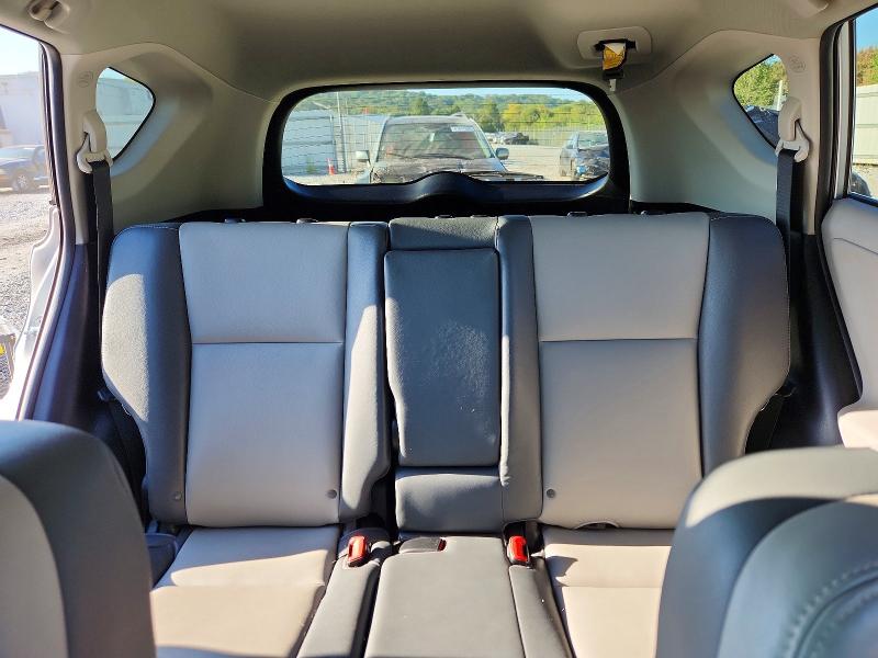Photo 10 from auction – 2013 TOYOTA RAV4 with VIN 2T3YFREV9DW064307