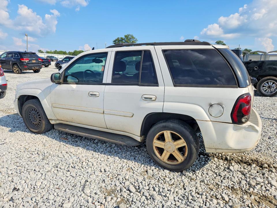 Photo 2 from auction – 2008 CHEVROLET TRAILBLAZER with VIN 1GNDT13S382213303