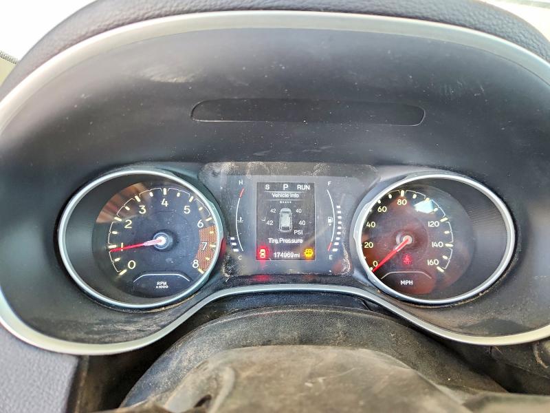 Фото 9 с аукциона – 2017 JEEP COMPASS с VIN 3C4NJCAB7HT661026