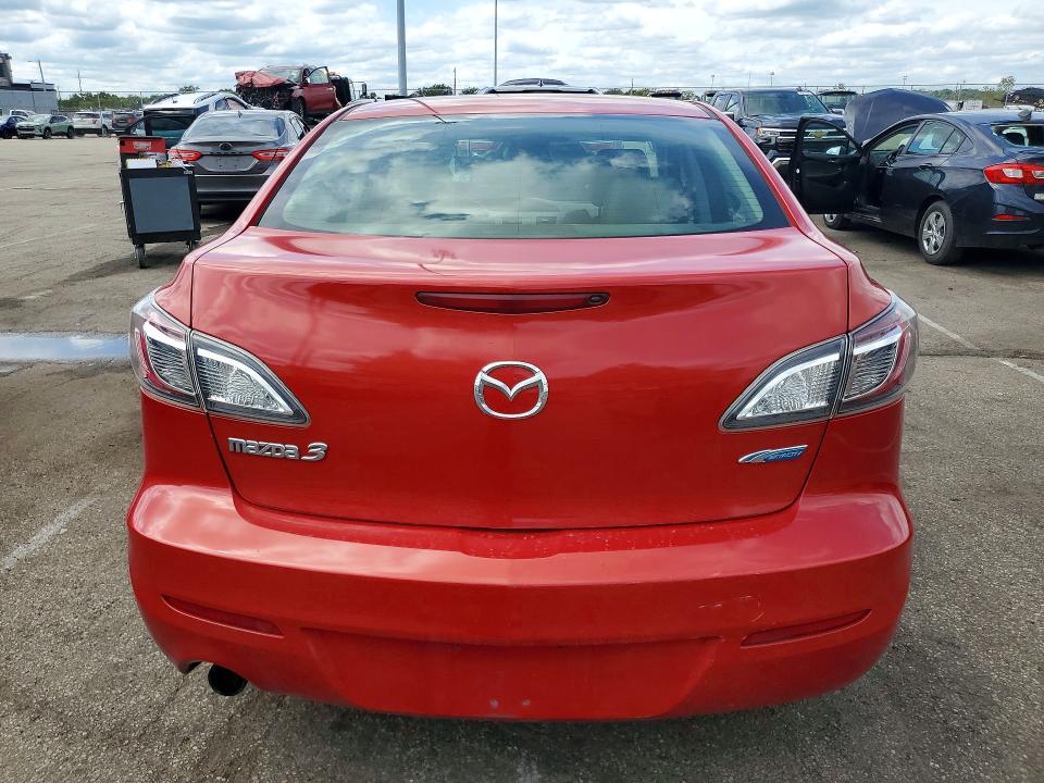 Photo 6 from auction – 2013 MAZDA 3 with VIN JM1BL1W78D1814911
