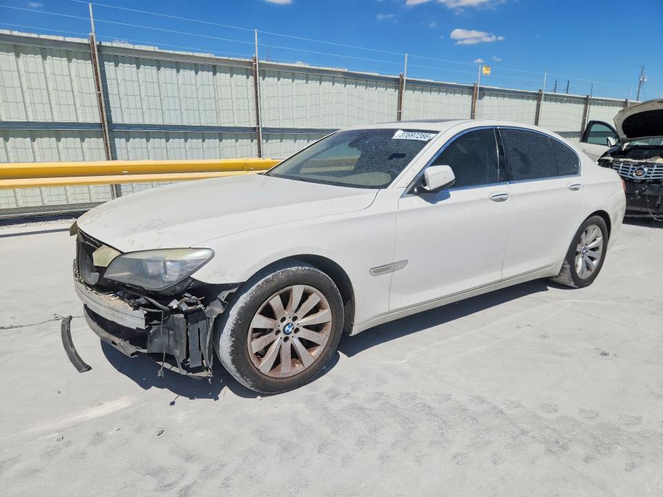 2009 BMW 750