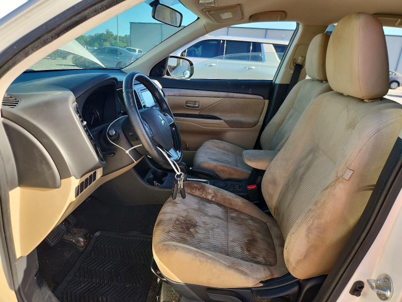 Photo 7 from auction – 2016 MITSUBISHI OUTLANDER with VIN JA4AD3A34GZ002241