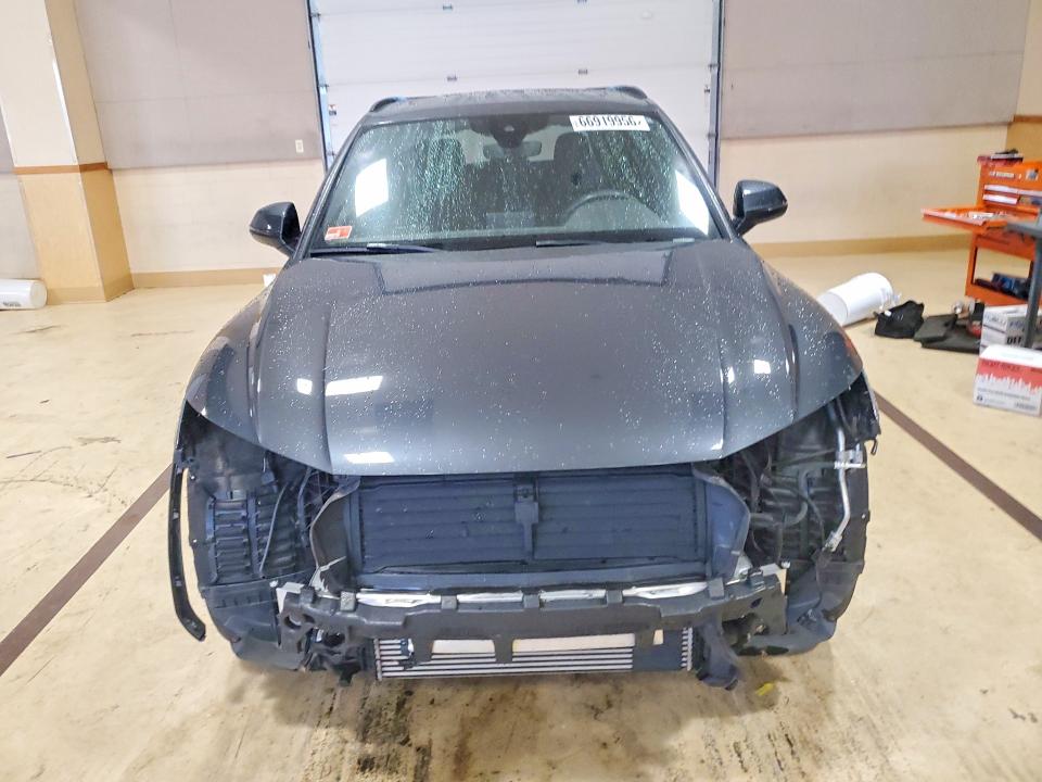 Photo 5 from auction – 2020 AUDI Q5 with VIN WA1ANAFY2L2117056