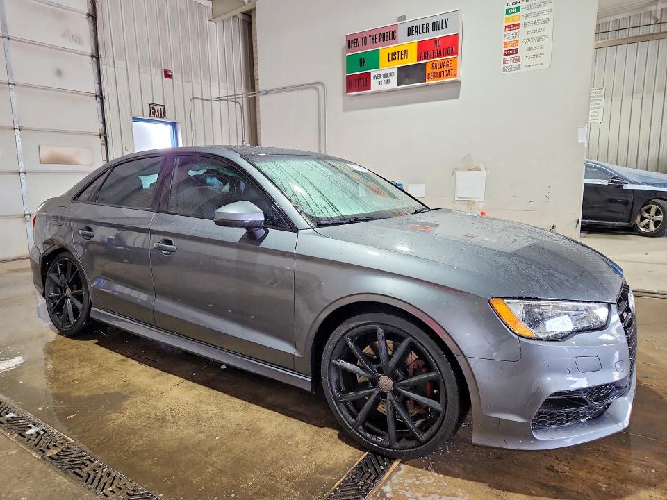 Снимка 4 от търг – 2016 AUDI S3 с VIN WAUB1GFF1G1050269
