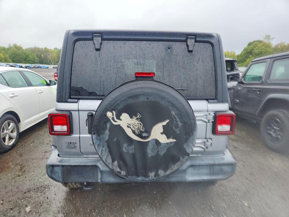 Снимка 6 от търг – 2018 JEEP WRANGLER UNLIMITED с VIN 1C4HJXDG8JW137783