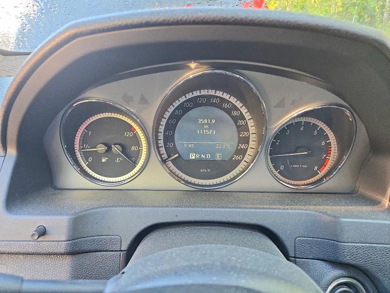 Photo 9 from auction – 2011 MERCEDES-BENZ C with VIN WDDGF8BB1BA522181