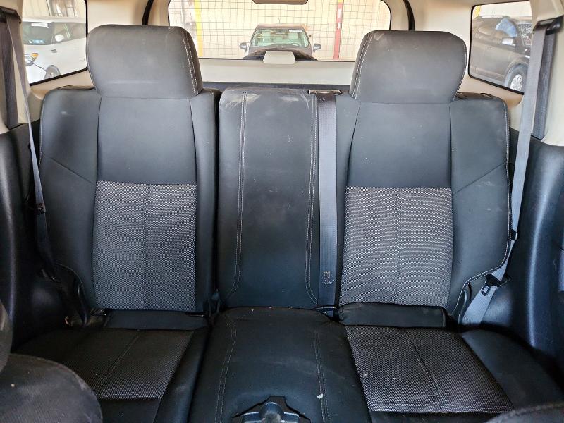 Photo 10 from auction – 2006 HUMMER H3 with VIN 5GTDN136568107492