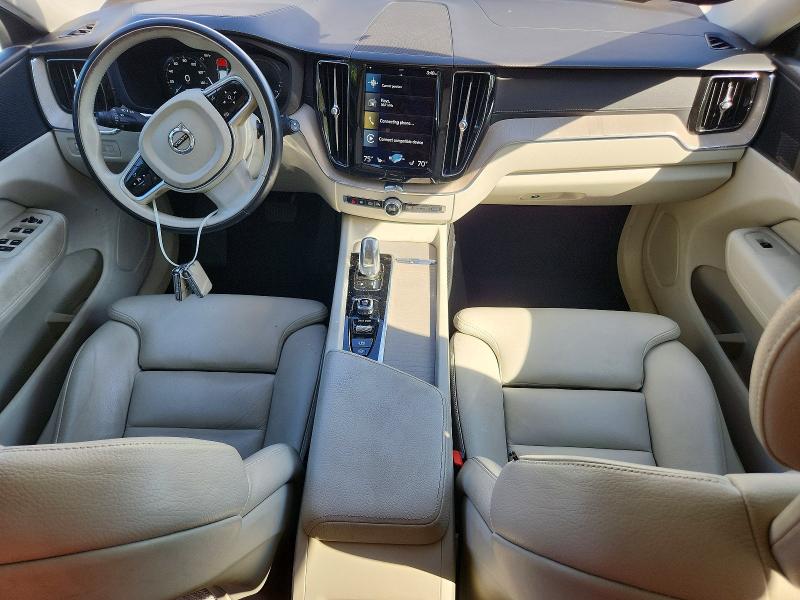 Photo 8 from auction – 2018 VOLVO XC60 with VIN YV4BR0DL5J1018666